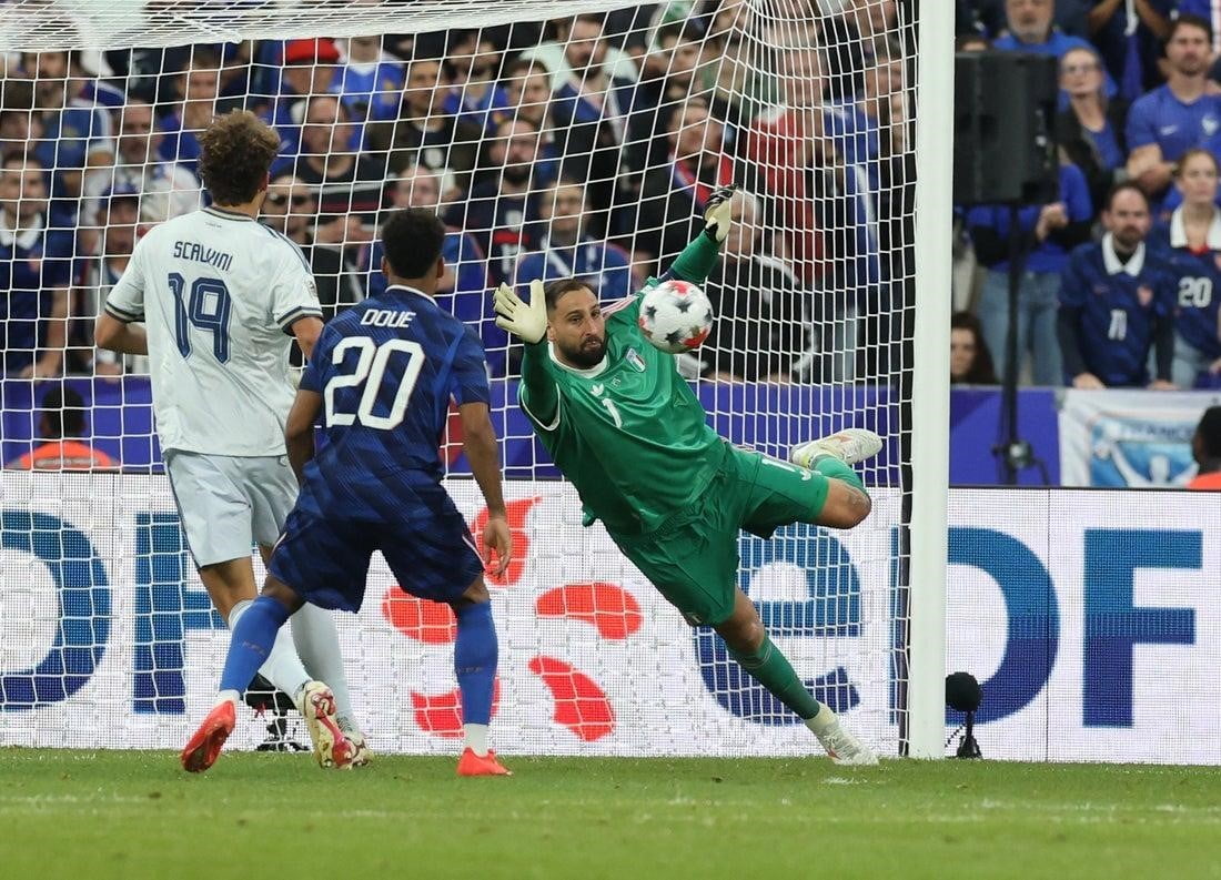 TÜRKİYE'NİN DE YER ALDIĞI UEFA ULUSLAR A LİGİ 1. GRUP'UN ÜÇÜNCÜ MAÇINDA FRANSA, SAHASINDA...