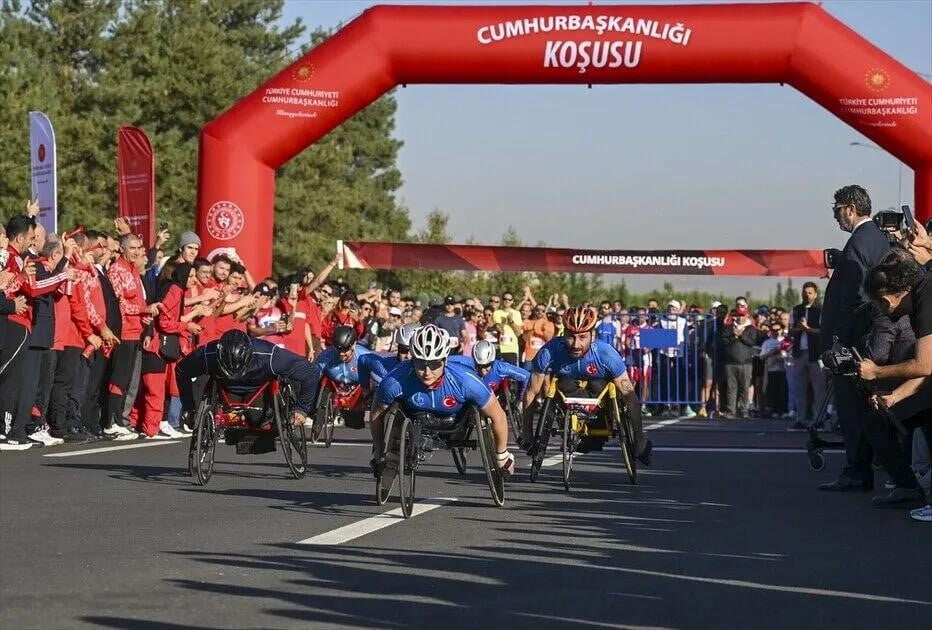 TÜRKİYE ATLETİZM FEDERASYONU TARAFINDAN ANKARA’DA CUMHURBAŞKANLIĞI YARI MARATONU...