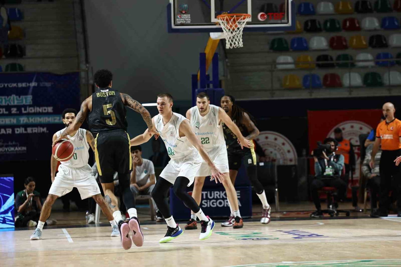 TÜRKİYE BASKETBOL SÜPER LİGİ'NİN 6. HAFTASINDA KÖRFEZ BASKET EVİNDE TRABZONSPOR'A 94-86 MAĞLUP...