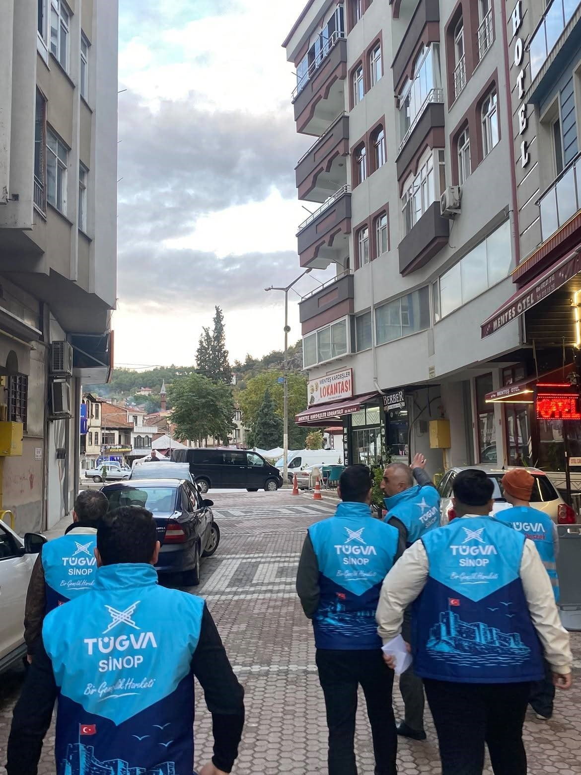TÜRKİYE GENÇLİK VAKFI (TÜGVA) BOYABAT  İLÇE TEMSİLCİLİĞİ, SABAHIN ERKEN SAATLERİNDE DÜKKAN...