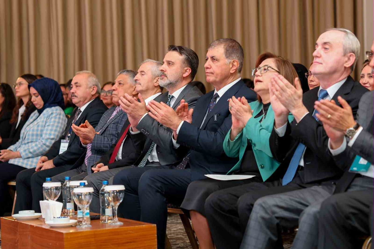 TÜRKİYE SAĞLIKLI KENTLER BİRLİĞİ’NİN 46. OLAĞAN MECLİS TOPLANTISI’NDA KONUŞAN BURSA BÜYÜKŞEHİR...