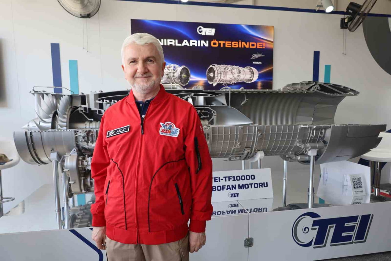 TUSAŞ MOTOR SANAYİİ A.Ş. (TEI) GENEL MÜDÜRÜ PROF. DR. MAHMUT FARUK AKŞİT