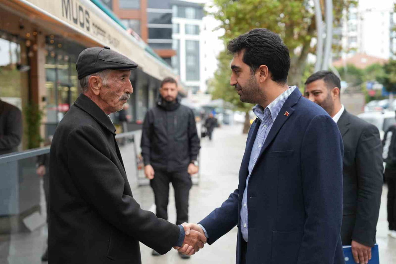 TUZLA BELEDİYE BAŞKANI AV. EREN ALİ BİNGÖL, AYDINLI MAHALLESİ BAŞKOMUTAN CADDESİ'NDE ESNAFI...