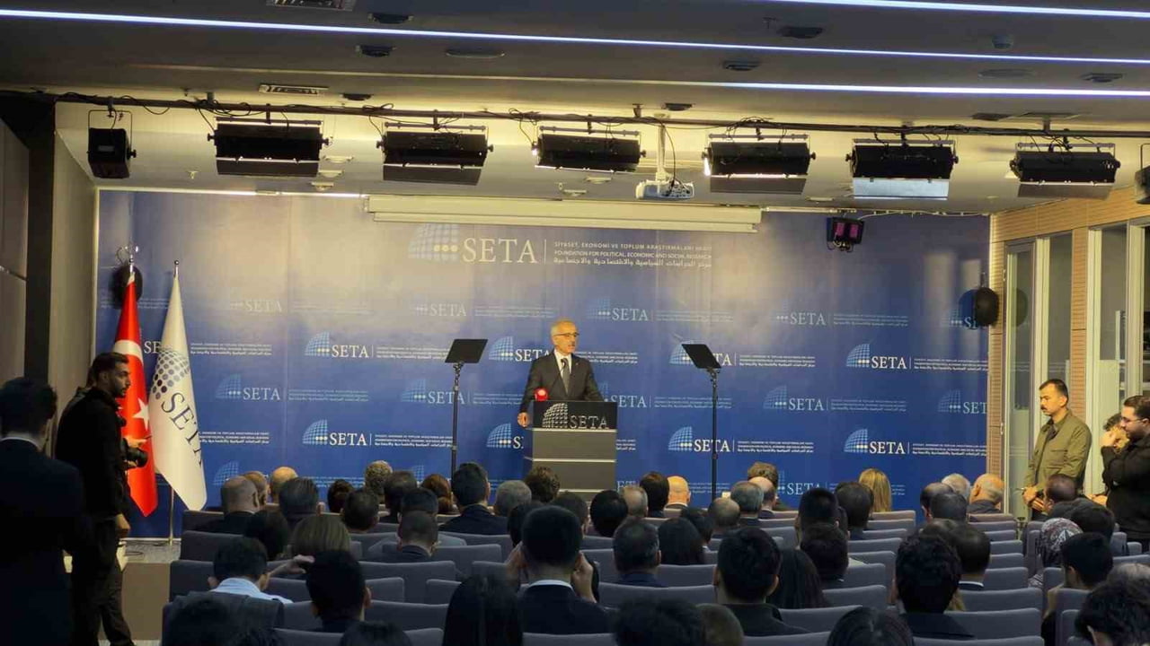 ULAŞTIRMA VE ALTYAPI BAKANI ABDULKADİR URALOĞLU, KALKINMA YOLU PROJESİ’NE İLİŞKİN, "ÜLKEMİZ...