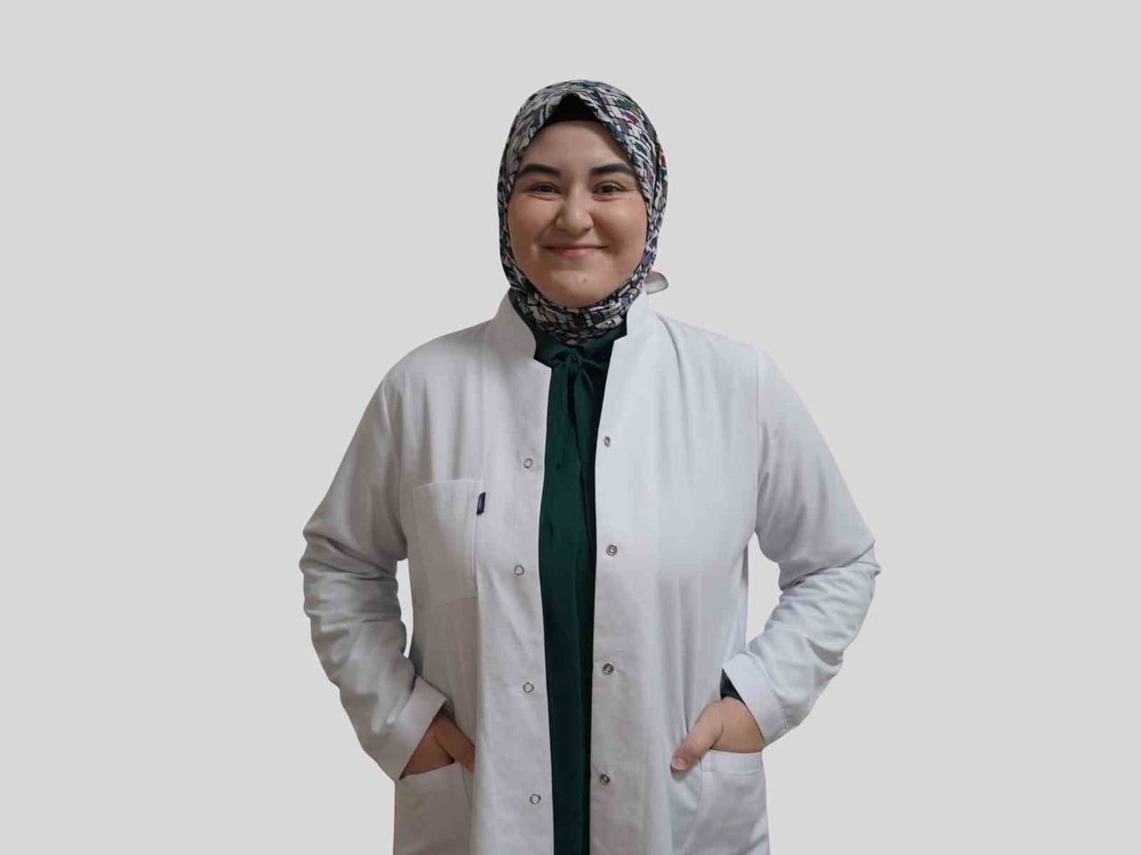 UZM. DR. ESRA GEÇGEL HASTA KABULÜNE BAŞLADI