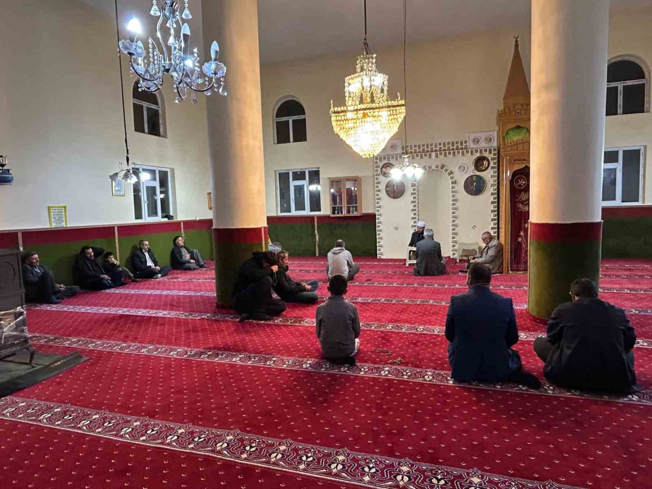 VAN’IN ÖZALP İLÇE MÜFTÜLÜĞÜ TARAFINDAN 'ŞEHİRLERİN KALBİ CAMİLERDE BULUŞALIM' PROJESİ KAPSAMINDA...