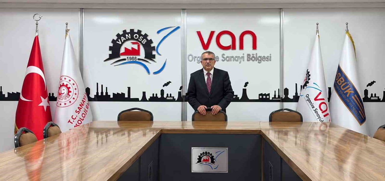 VAN ORGANİZE SANAYİ BÖLGESİ (OSB) YÖNETİM KURULU BAŞKANI MEMET ASLAN, CUMHURİYETİN KAZANIMLARINA...