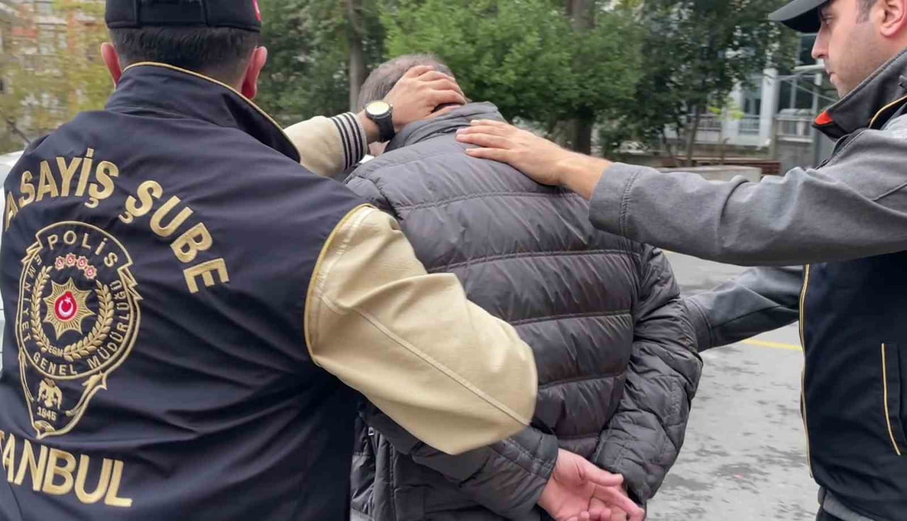 YAKALANAN ŞÜPHELİLER, EMNİYETTEKİ İŞLEMLERİNİN ARDINDAN ADLİ MAKAMLARA SEVK EDİLDİ.