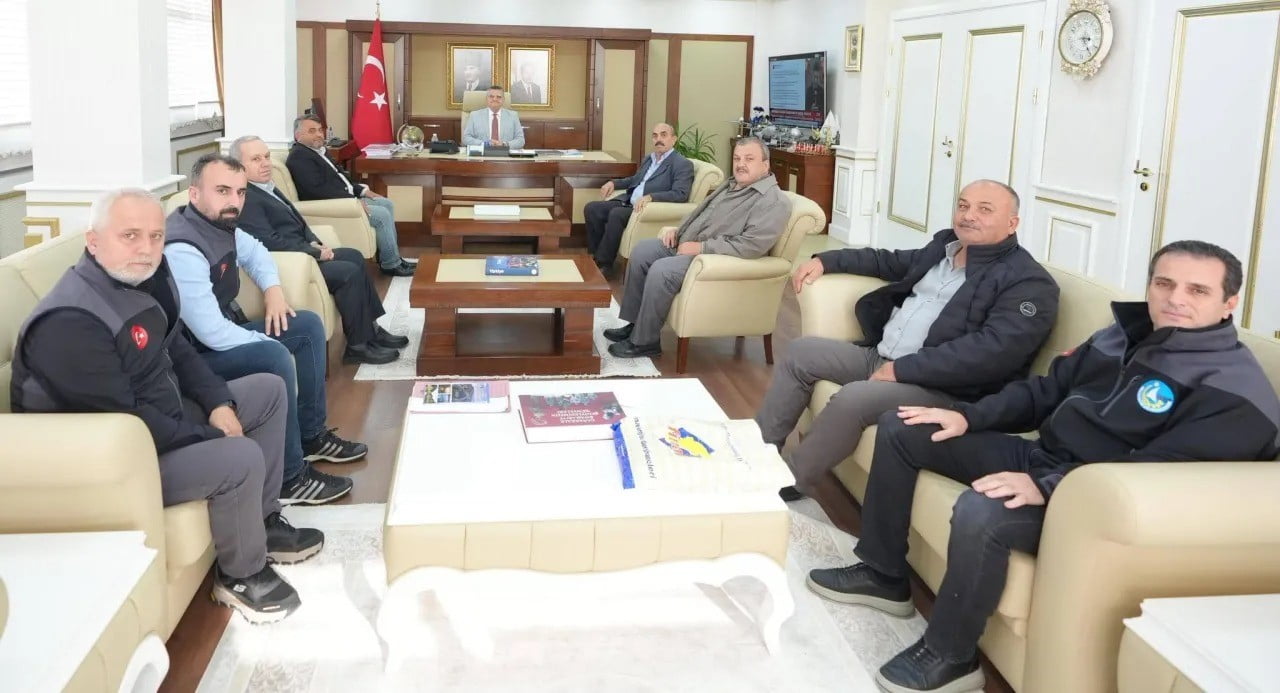 YATIRIMLARIN TAMAMLANMASININ ARDINDAN KARAPINAR KÖYÜ MUHTARI ŞEVKET ELİK, YENİKENT KÖYÜ MUHTARI...