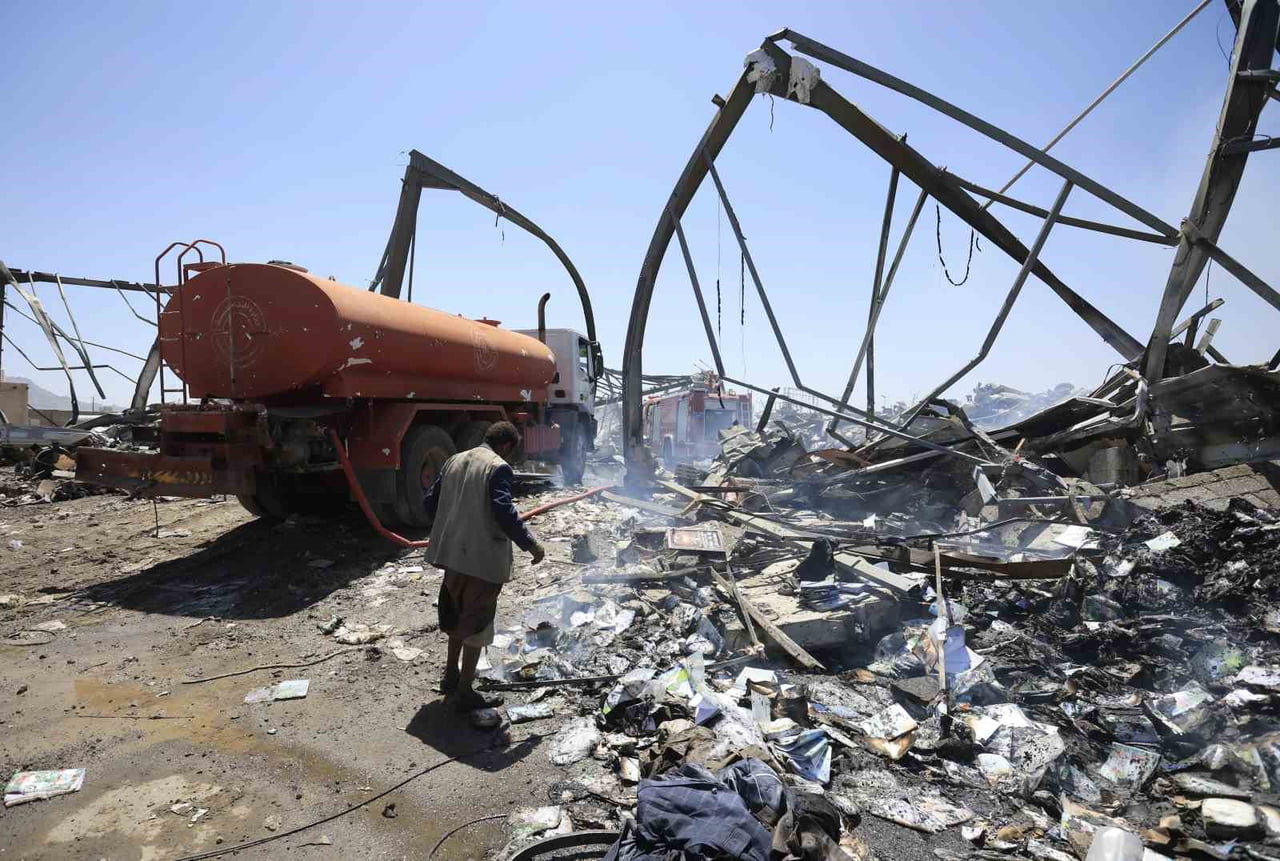YEMEN'DE SUUDİ ARABİSTAN ÖNCÜLÜĞÜNDEKİ ARAP KOALİSYONU, HUSİLER'E AİT 136 ASKERİ HEDEFİN İMHA...