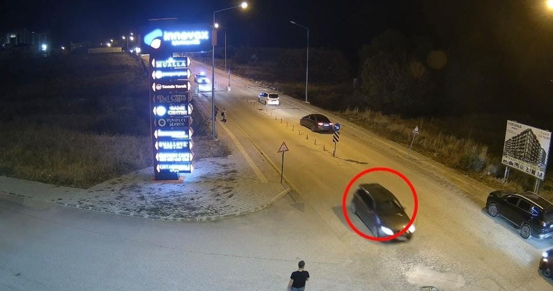 YOZGAT'TA KURALLARA UYMAYAN SÜRÜCÜYE 380 BİN TL CEZA UYGULANDI.