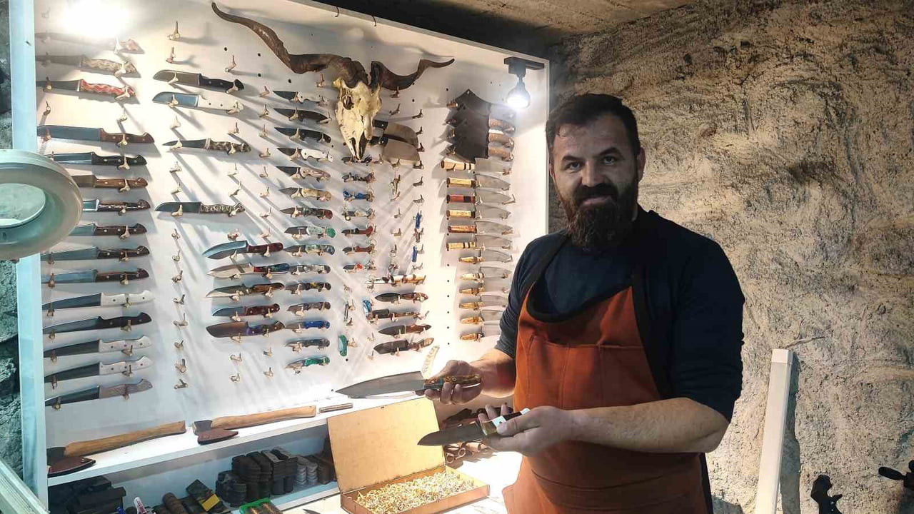 YOZGAT’IN AYDINCIK İLÇESİNE BAĞLI BAŞTÜRK MAHALLESİ’NDE YAŞAYAN 39 YAŞINDAKİ ELEKTRİK TEKNİSYENİ...