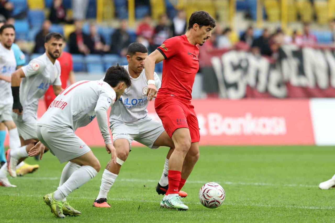 ZİRAAT TÜRKİYE KUPASI’NIN 3. TURUNDA GENÇLERBİRLİĞİ, SAHASINDA AĞIRLADIĞI KARAKÖPRÜ BELEDİYESPOR’U...