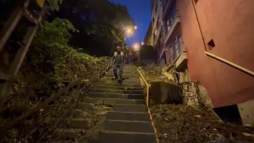 Zonguldak'ta iki katlı binada kısmi göçük meydana geldi