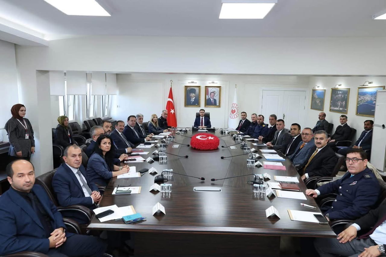 ZONGULDAK’TA VALİ YARDIMCISI HALİS HACIİSMAİLOĞLU BAŞKANLIĞINDA "BAĞIMLILIKLA MÜCADELE İL...